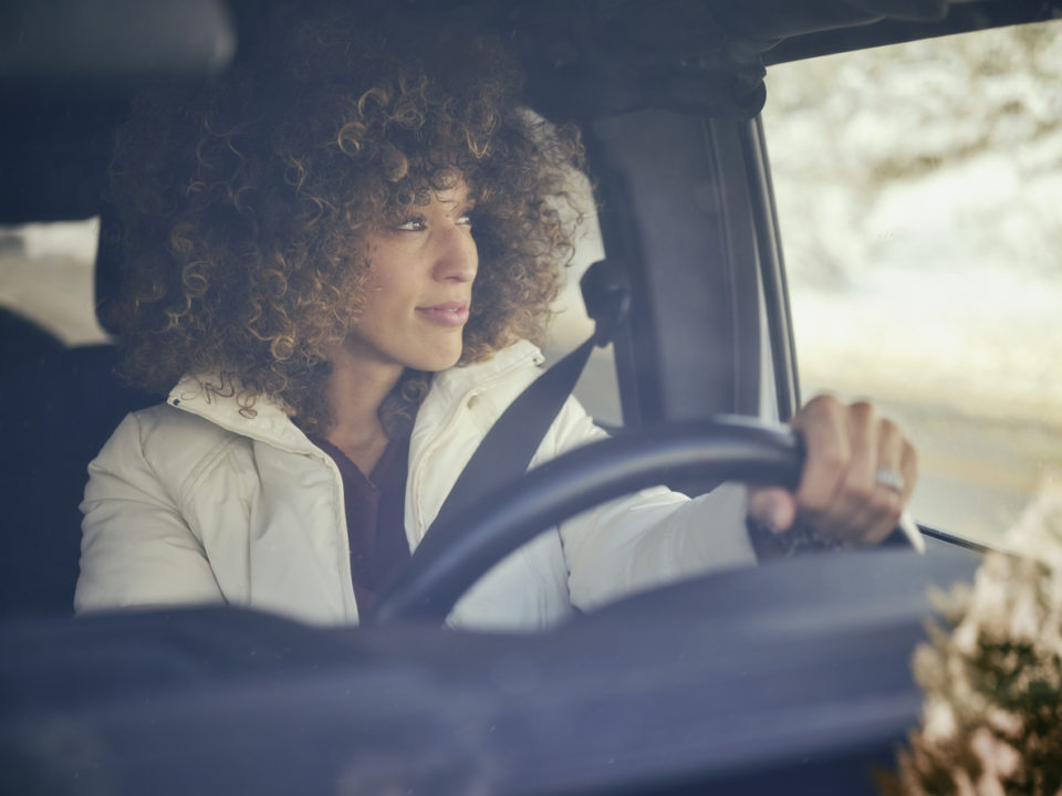 woman driving during the winter