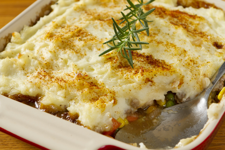 Beef and pork in a rich gravy with corn, peas, carrots, topped with mash potatoes and a dusting of paprika.